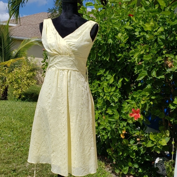 💐Blue Sage beautiful yellow dress - Picture 3 of 8